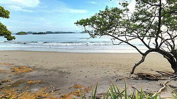 Reunion Wellness Resort & Retreats