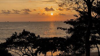 Reunion Wellness Resort & Retreats