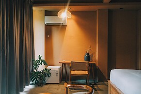 Loji Nyanyi Suite & Brew