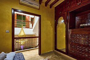 Riad Amber Zahra