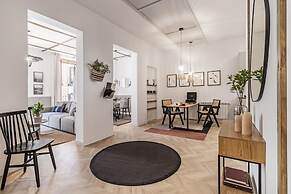 Baquo - 4 Bedrooms in Malasa a