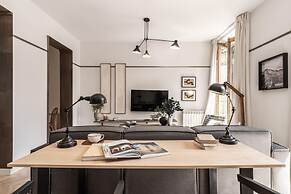 Broto - 4 Bedrooms in Malasa a