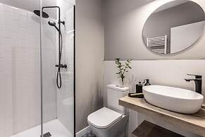 Anayet - 4 Bedrooms Apartment in Malasa a
