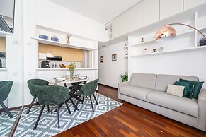 Modern Split Level Apartment