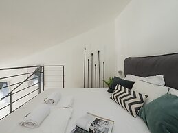 Modern Split Level Apartment