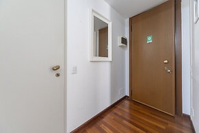 Modern Split Level Apartment