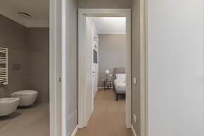 San Babila Central Tower by Rentopolis - High-end 1bdr with panoramic 