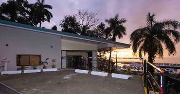 Mar & Sombra Villas