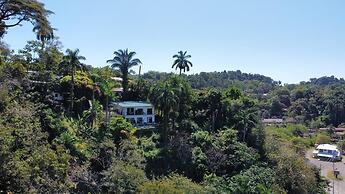 Mar & Sombra Villas