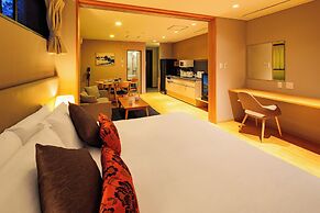 Koharu Apartments
