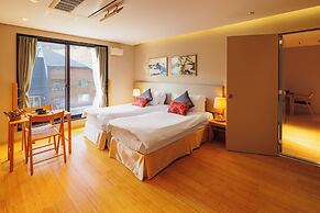 Koharu Apartments