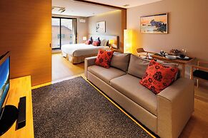 Koharu Apartments