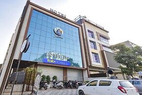 Fabhotel Lfc