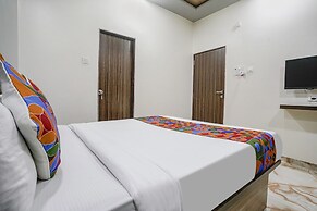 Fabhotel Golden Bird