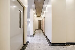Fabhotel Golden Bird