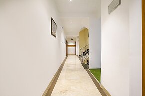 Fabhotel Status Residency