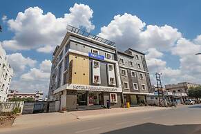 Fabhotel Hari Residency