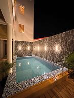 Pavona Maldives