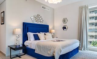 2BR w Burj Khalifa View near Dubai Mall