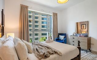 2BR w Burj Khalifa View near Dubai Mall