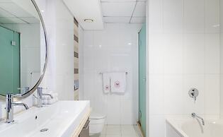 2BR w Burj Khalifa View near Dubai Mall