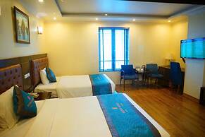 Kenny Hotel Ha Long