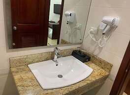 Kenny Hotel Ha Long