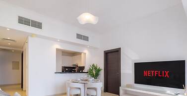 LUX  The Silverene Marina View Suite 4