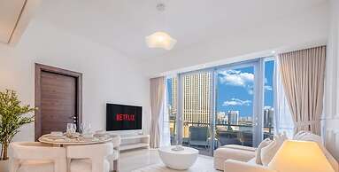 LUX  The Silverene Marina View Suite 4