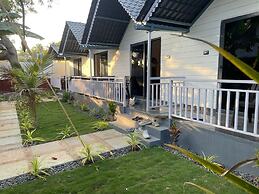 White Tree Resort