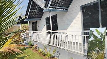 White Tree Resort