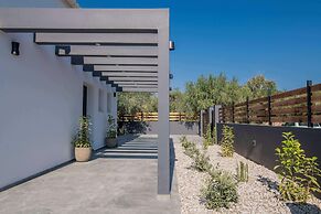 Kozakos Villa 1 With Private Swimming Pool
