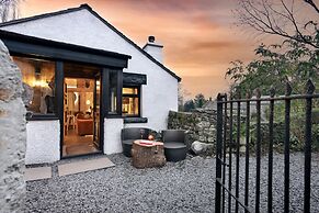 Mead Cottage in Lindale