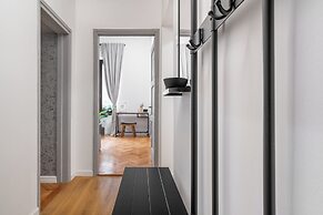 Apartment del Bello