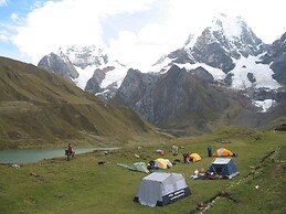 Huayhuash Trek 6 days