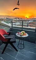 Modernlux Hotel