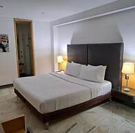 HOTEL KING VERSALLES