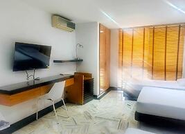 HOTEL KING VERSALLES