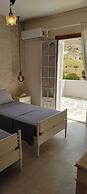Zephyrus Sunset House