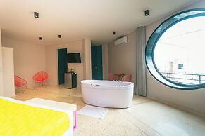 Del Tropico Hotel