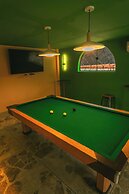 Del Tropico Hotel