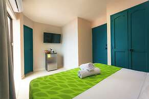 Del Tropico Hotel