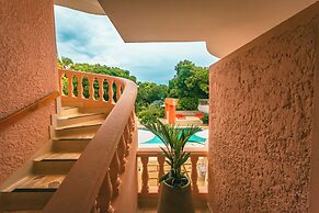 Del Tropico Hotel
