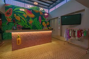 Del Tropico Hotel
