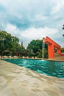 Del Tropico Hotel