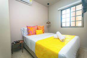 Del Tropico Hotel