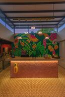 Del Tropico Hotel