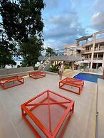 Del Tropico Hotel