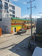 TJ Apartments, Calle 6, PDC
