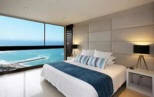 OceanFront Larcomar Apartments